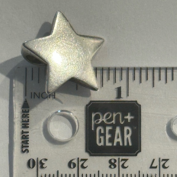 Retired James Avery Sterling Smooth Heart Slider Pendant - Picture 8 of 8